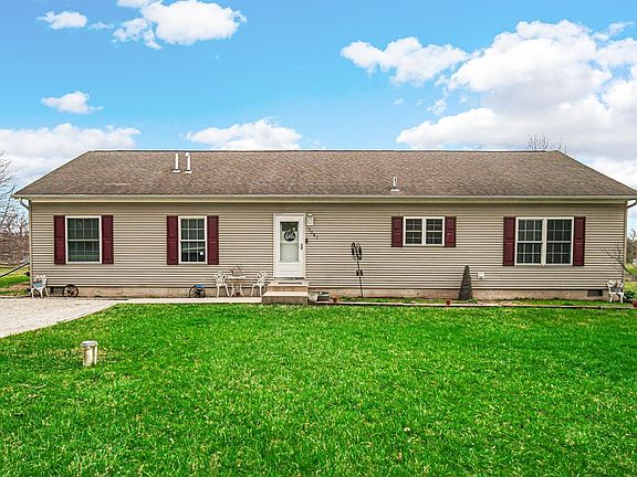 2nd image of 3087 River Dr