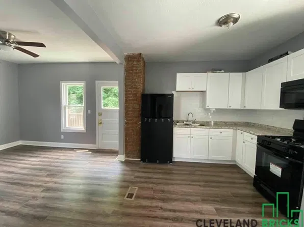 2094 W 91st St #Up, Cleveland, OH 44102