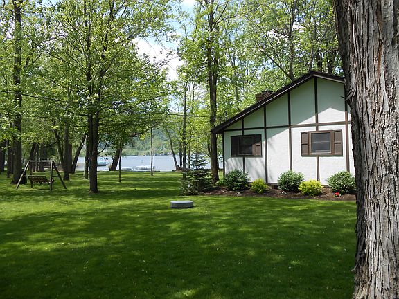4th image of 6010 Elm Park Dr