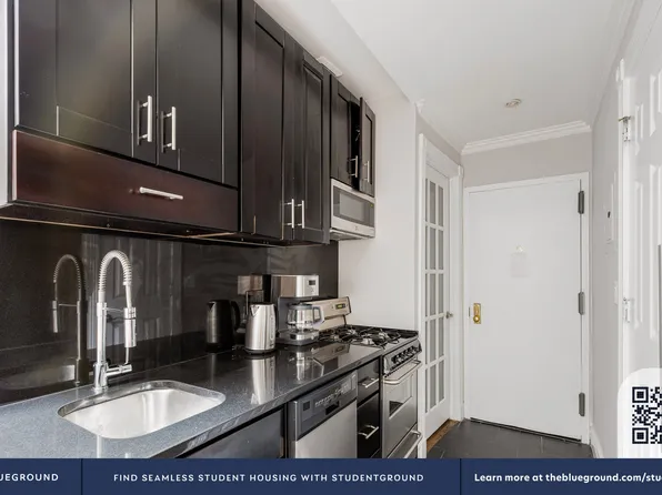 120 Christopher Street image 6 of 26