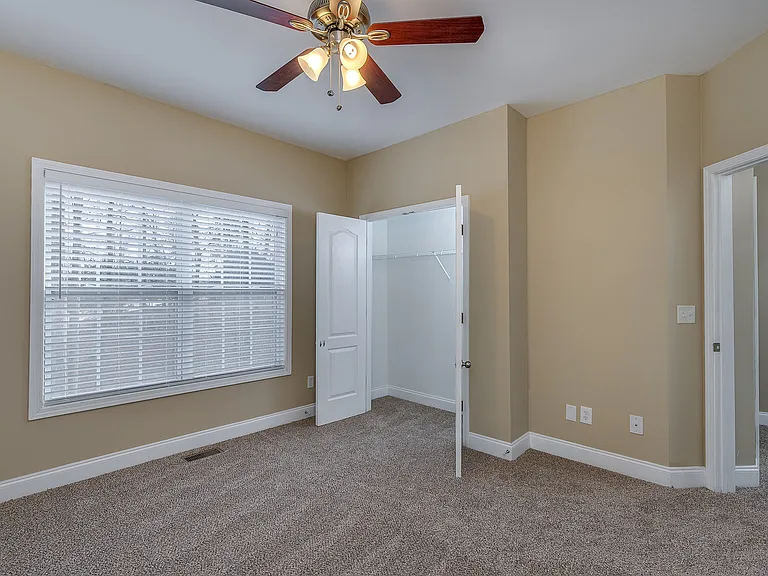 8675 Copperridge Dr — Photo 25