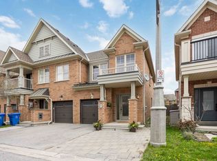 17 Latitude Ln, Whitchurch Stouffville, ON L4A0T1