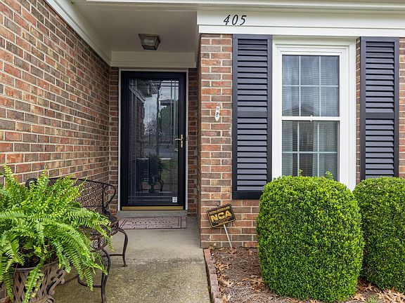 4th image of 405 Siena Dr