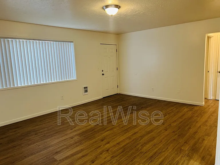 2629 SE 145th Ave — Photo 3