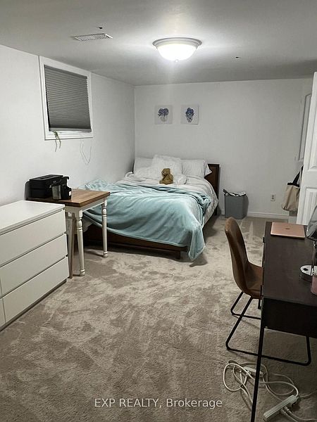 Peterborough House for rent - 5 Bedrooms — photo 25