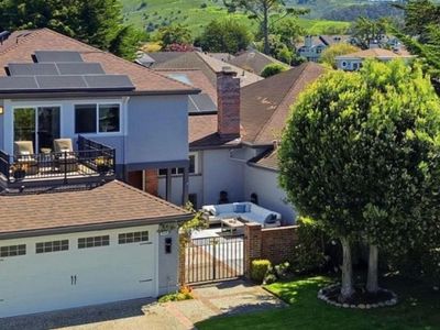 2329 Burning Tree Rd, Half Moon Bay, CA, 94019