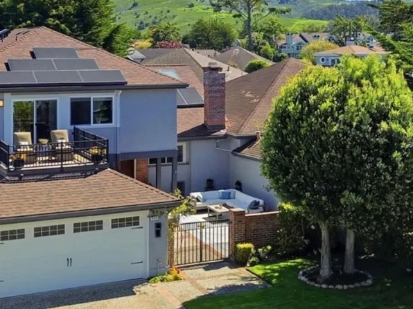2329 Burning Tree Rd, Half Moon Bay, CA 94019