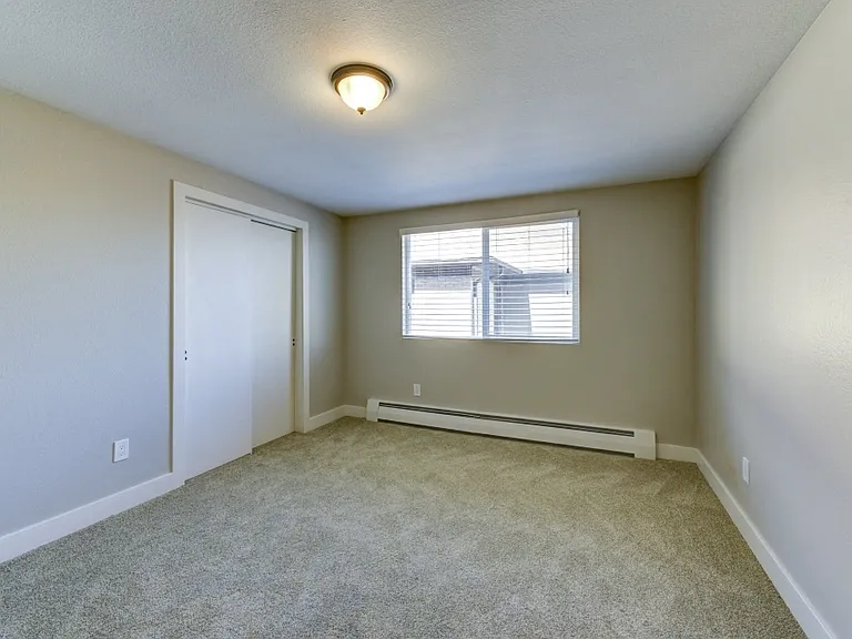 1302 Milwaukee St — Photo 10