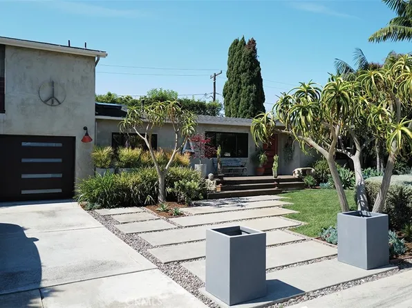 363 La Perle Ln, Costa Mesa, CA 92627