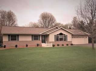 2054 Greenbud Rd, Mosinee, WI 54455