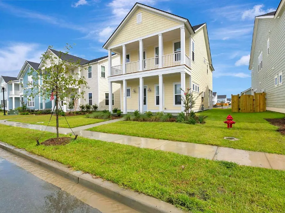 134 Cloverfield Trail Dr