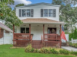 19 Midland Blvd, Ronkonkoma, NY 11779