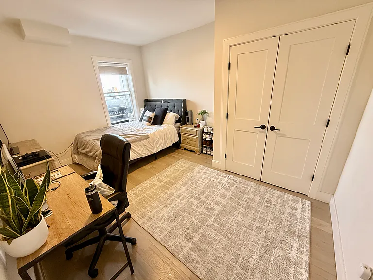 120-126 Emerson St #5 — Photo 17