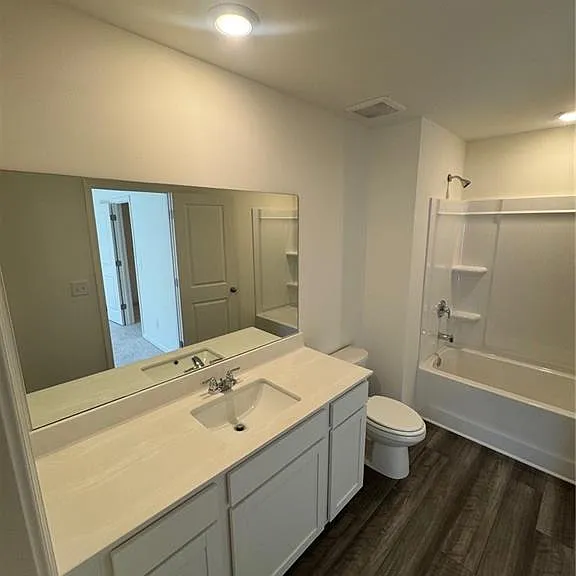 3009 Acacia Cir — Photo 15