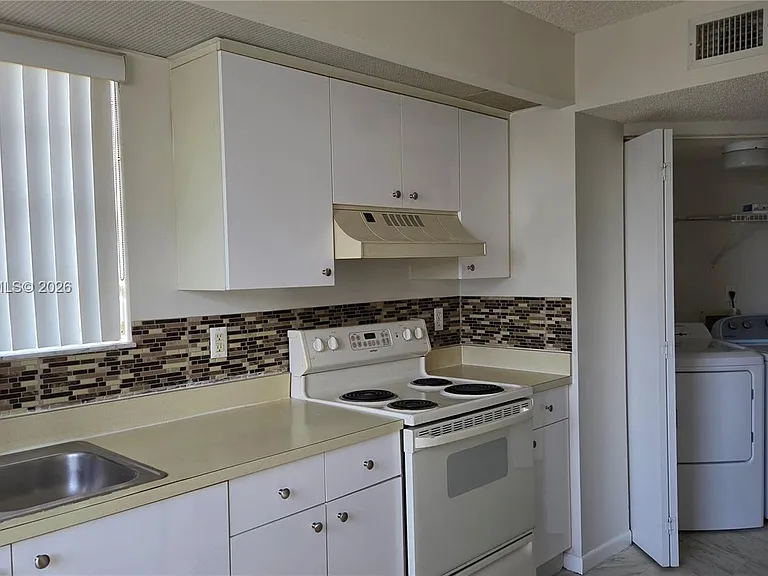 2234 SE 27th Dr #206-C — Photo 5