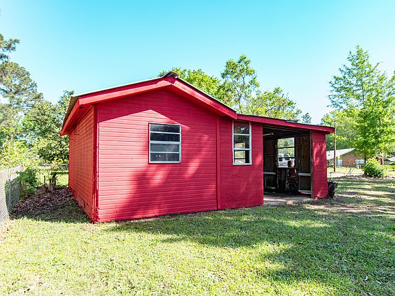 3rd image of 6137 Gladstone Dr