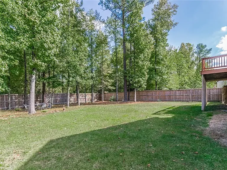 441 Battersea Ln — Photo 31