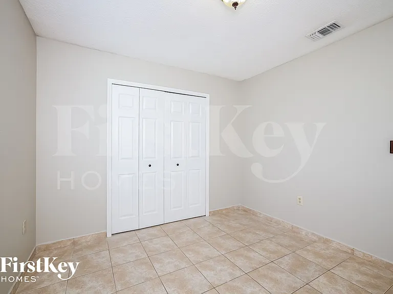 585 Koala Dr — Photo 10