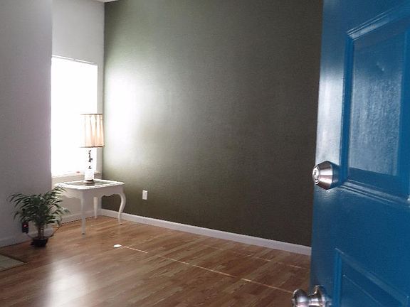 3rd image of 2250 Lusardi Dr