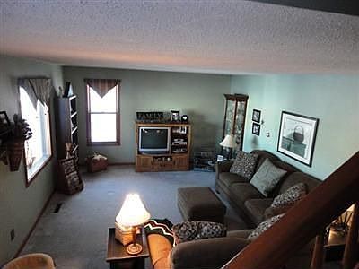 1st image of 809 N A St