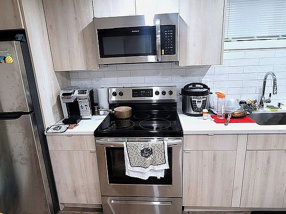 3rd image of 25-35 47th St #1