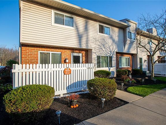 2nd image of 4314 Hyde Park Dr #7