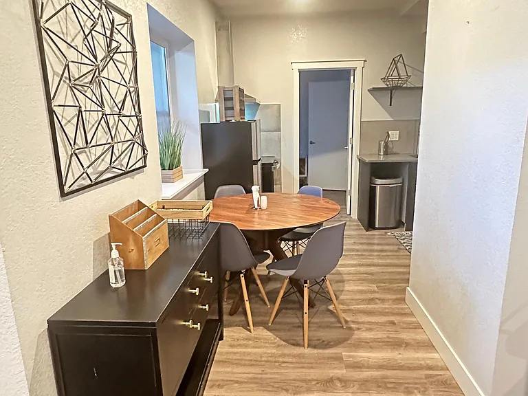 1280 W Center Ave — Photo 5