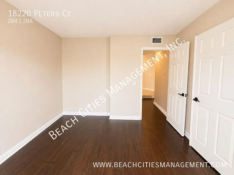 18220 Peters Ct — Photo 11