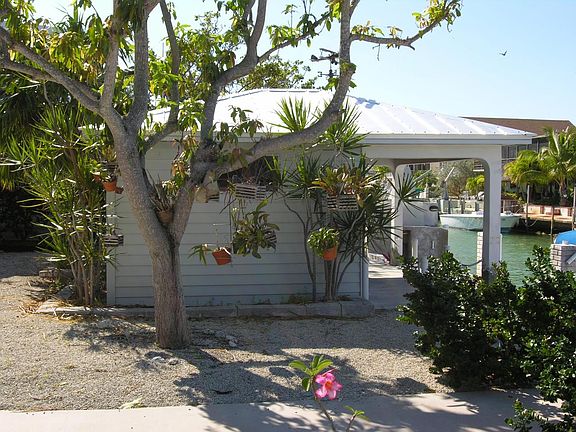 3rd image of 159 Harbor Dr
