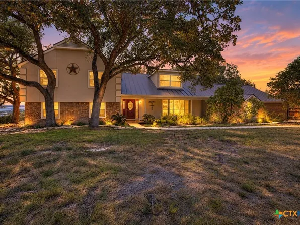 544 Military Dr, Canyon Lake, TX 78133