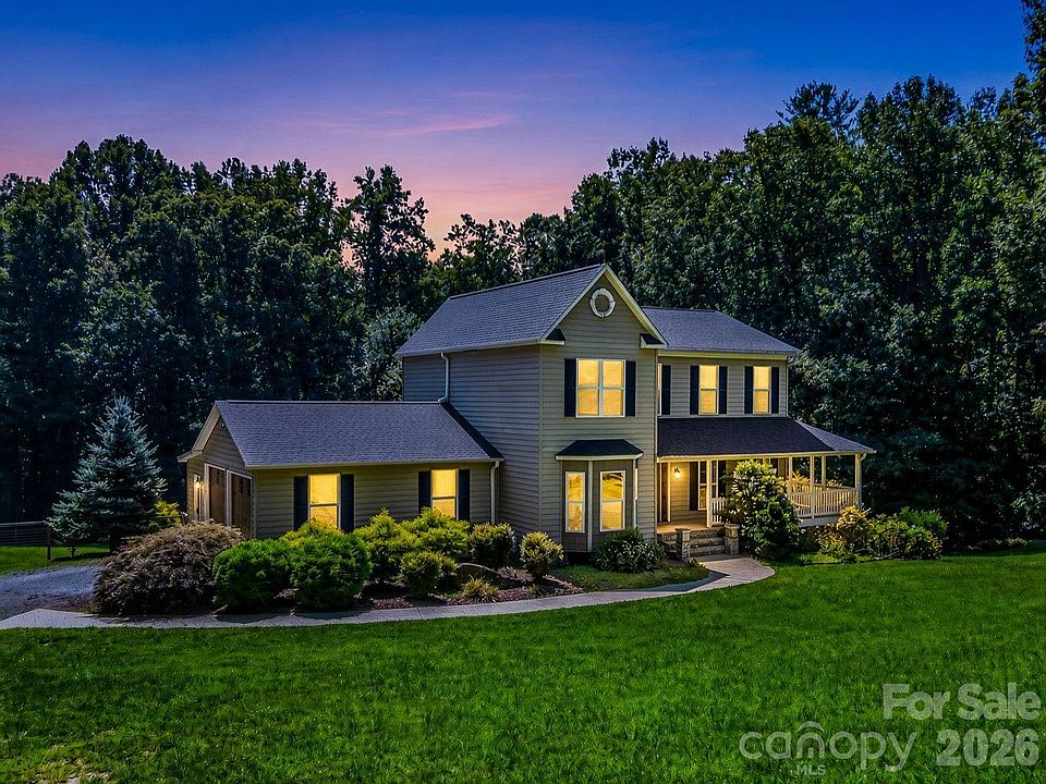 1st image of 69 Ivy Ln