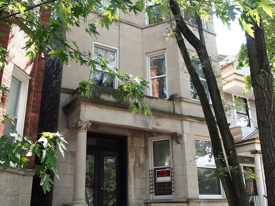 1st image of 3019 N Kenmore Ave APT 3