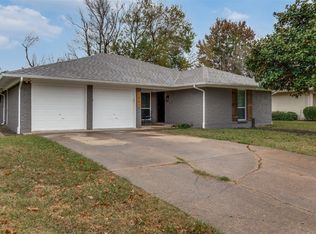 1002 N Lindale Ln, Richardson, TX 75080