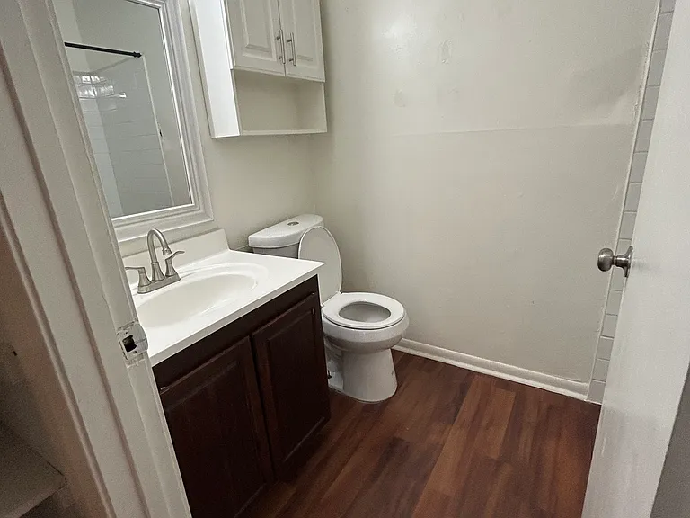 240 Indiana Ave #244A — Photo 3