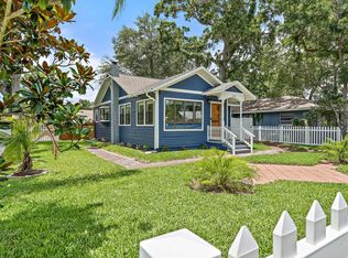 1525 52nd St S, Gulfport, FL 33707