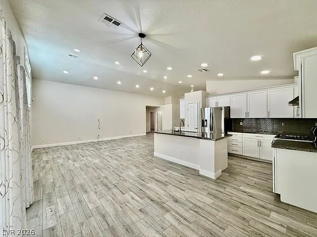 5731 Montezuma Creek St — Photo 5
