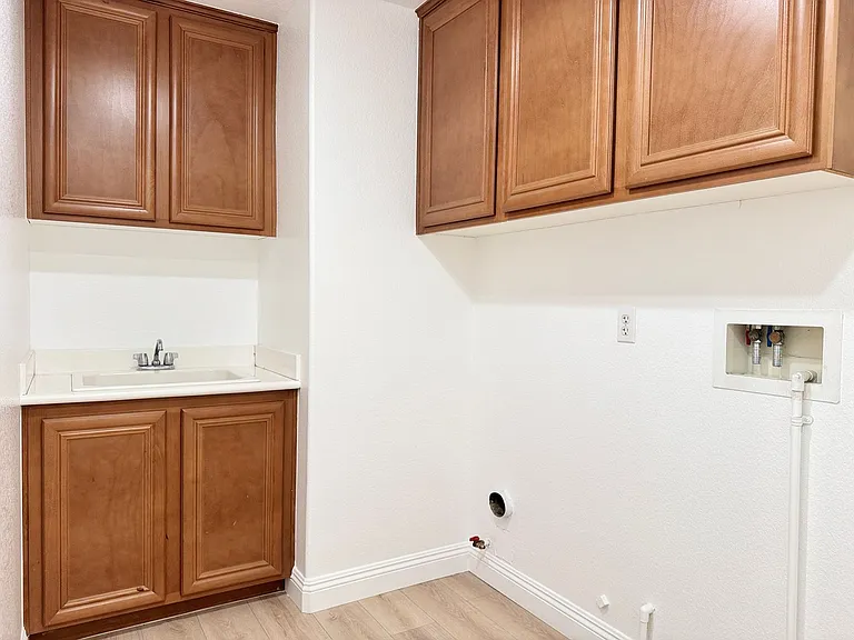 6855 Edinburgh Rd — Photo 21