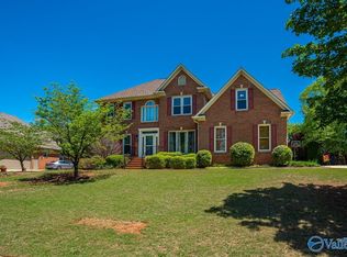 164 Manningham Dr, Madison, AL 35758
