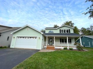 906 N Blackman Ave, Duluth, MN 55811