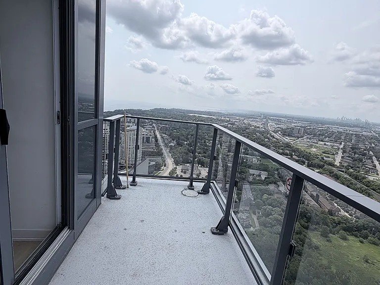 2220 Lakeshore Ave #Penthouse 2 — Photo 20