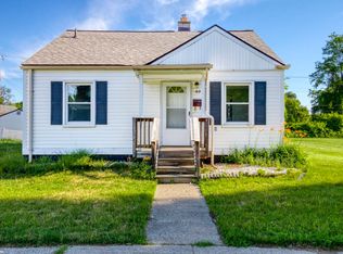 49 Fessenden St, Mount Clemens, MI 48043