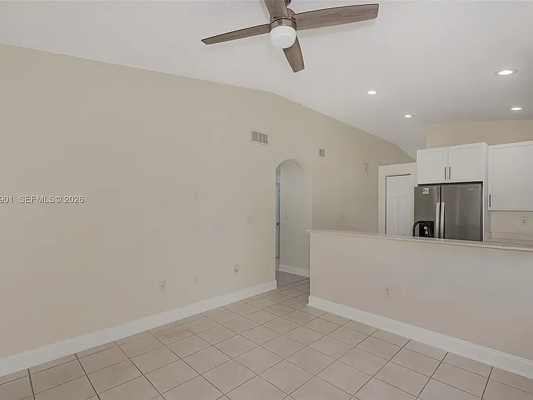 18823 SW 28th St — Photo 19