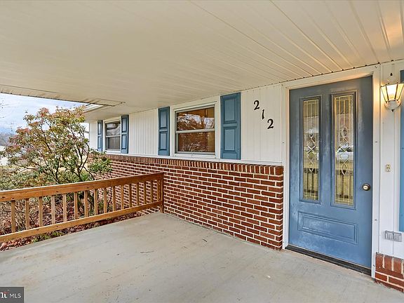 2nd image of 212 Tattletown Rd