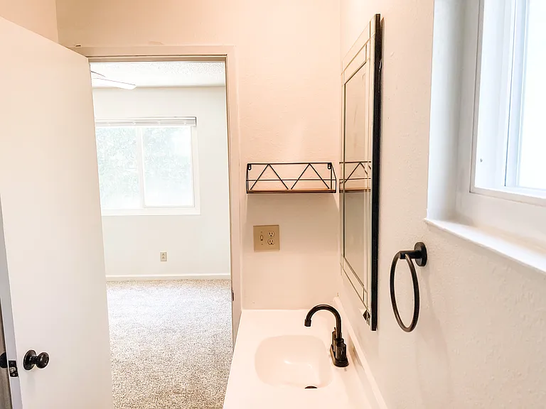 1351 Arcadian Ave #A — Photo 10