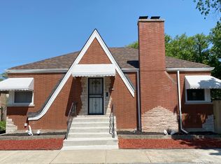 10747 S Rhodes Ave, Chicago, IL 60628