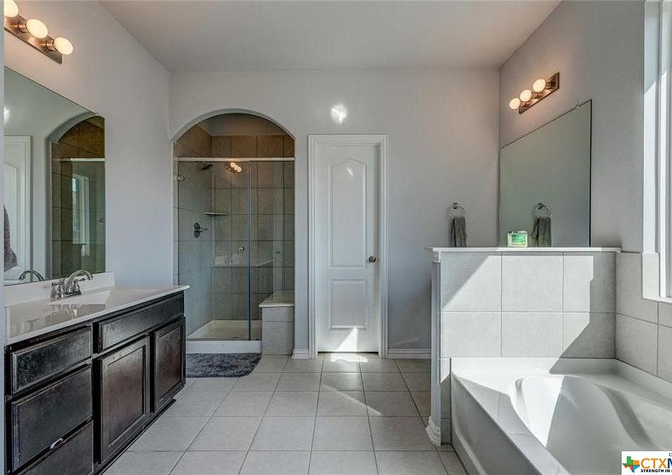 1st image of 5901 Othello Pl