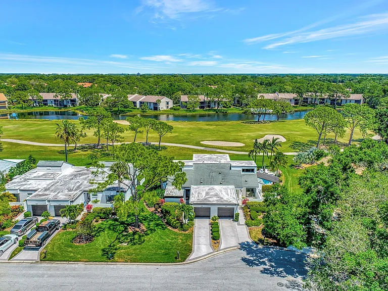 3141 Heatherwood Ln — Photo 4