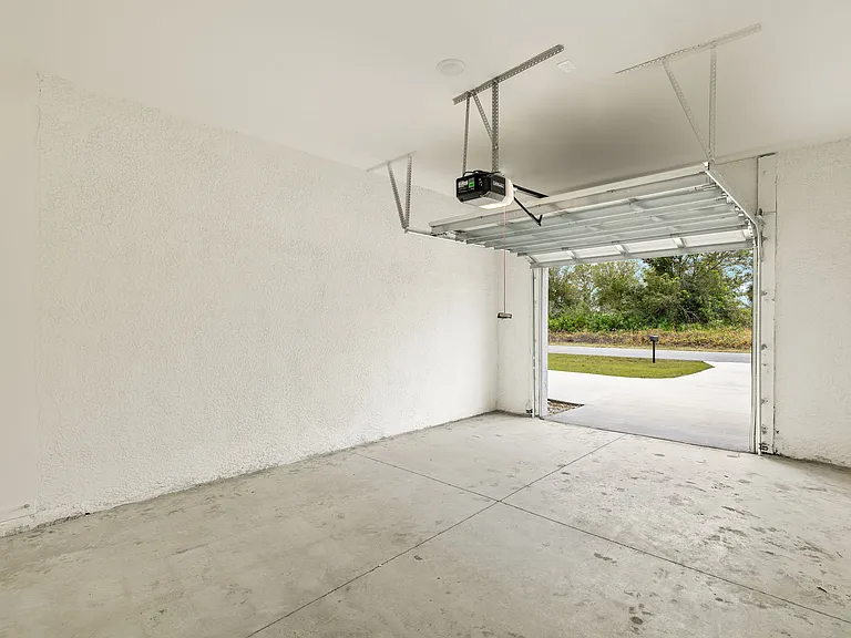 1070 Nomad Rd #1070 — Photo 22
