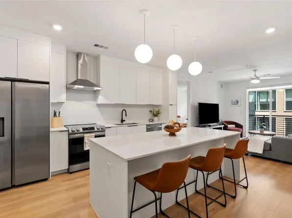 1701 Simond Ave Unit 305, Austin, TX 78723
