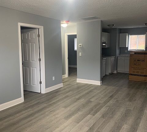 2nd image of 427 N Yadkin Ave APT 302